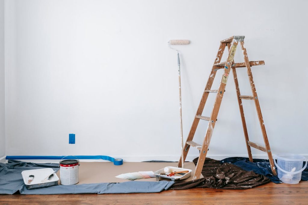 brown-wooden-ladder-beside-painting-materials-7218525 Rugby painter and decorator